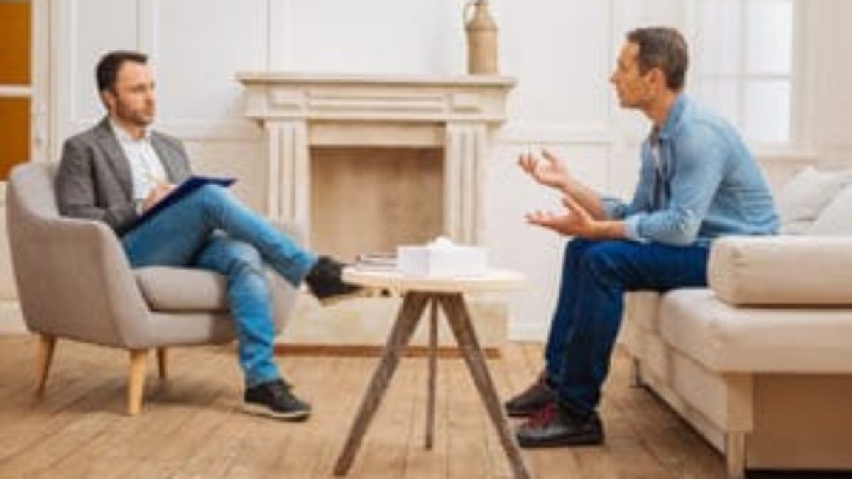 What are the key advantages of outpatient drug rehab in Austin?